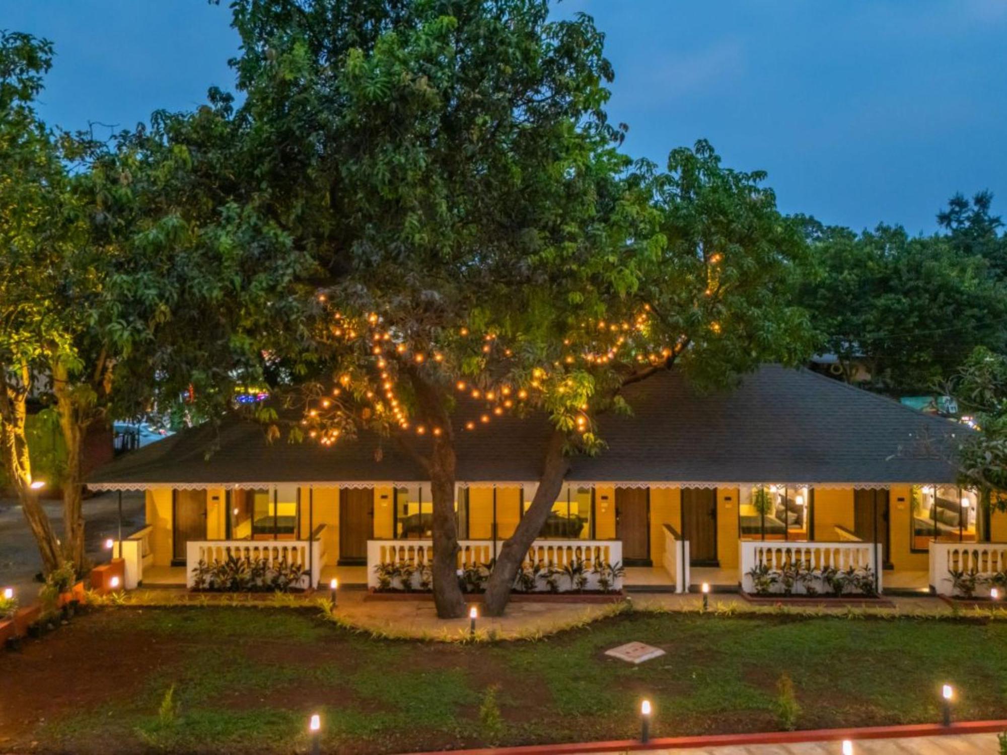 The Hosteller Lonavala, City Centre Exterior photo