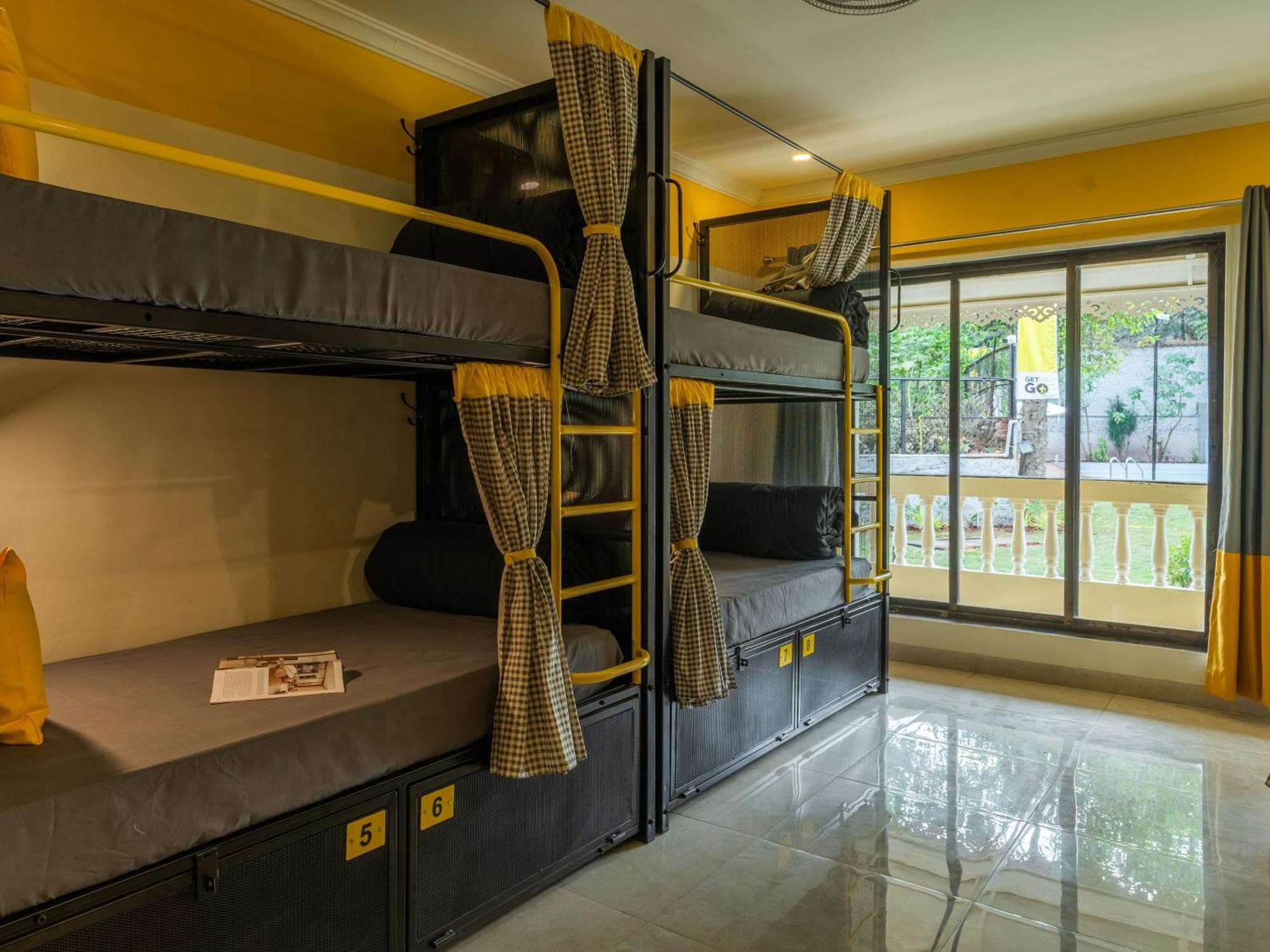 The Hosteller Lonavala, City Centre Exterior photo