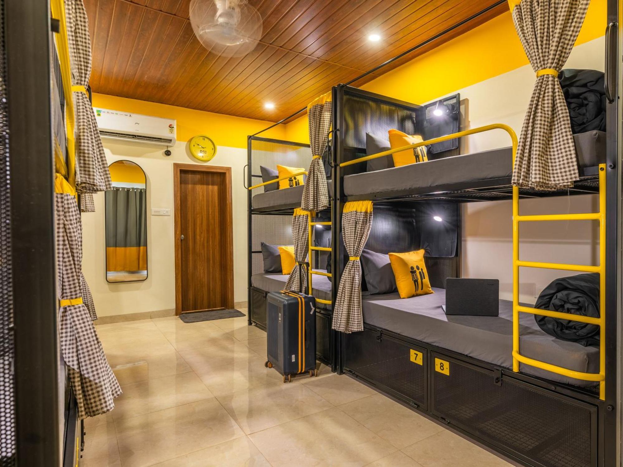 The Hosteller Lonavala, City Centre Exterior photo